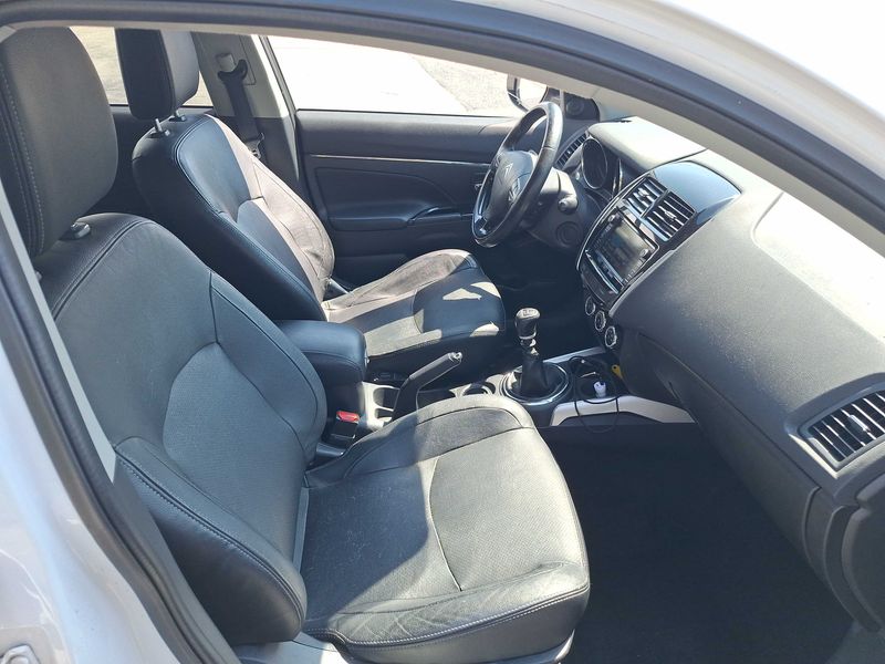 Citroen C4 Aircross 1.6 HDi Exclusive 4x2 — zdjęcie 10
