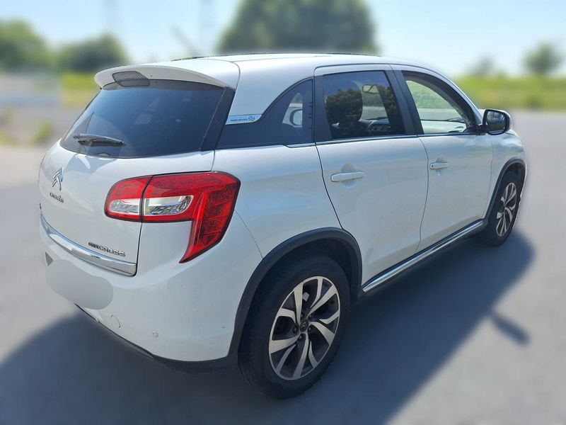 Citroen C4 Aircross 1.6 HDi Exclusive 4x2 — zdjęcie 5
