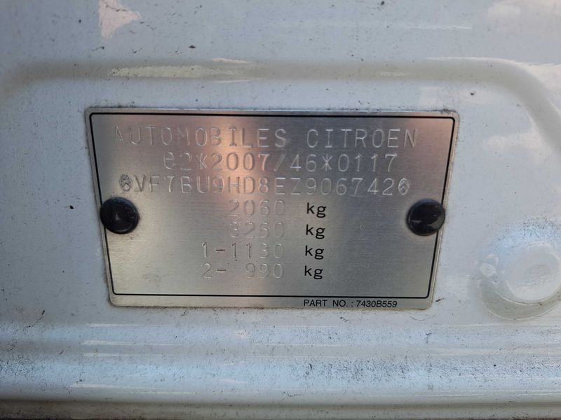 Citroen C4 Aircross 1.6 HDi Exclusive 4x2 — zdjęcie 16