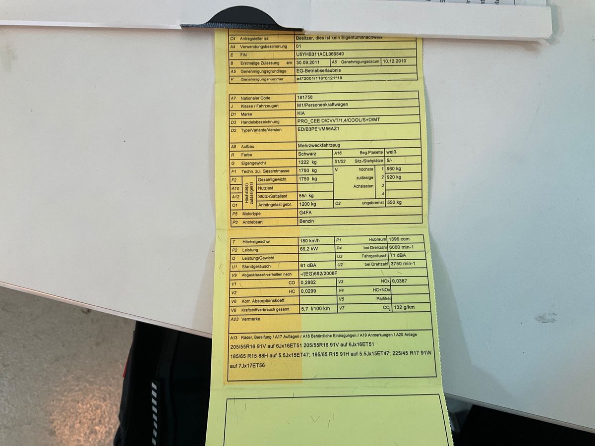 Kia pro_cee'd 1.4 Cool Surf&Drive