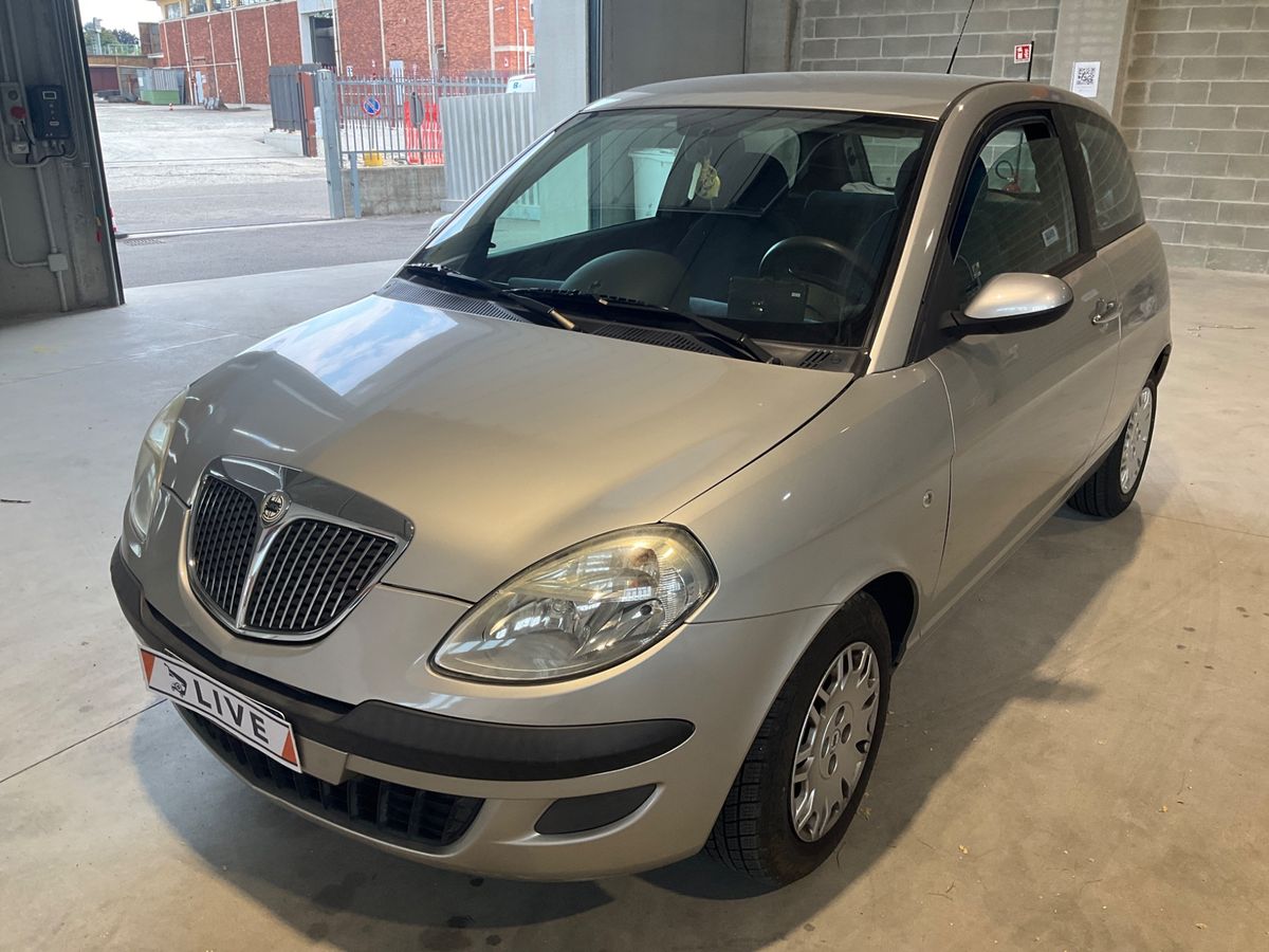 Lancia Ypsilon 2005