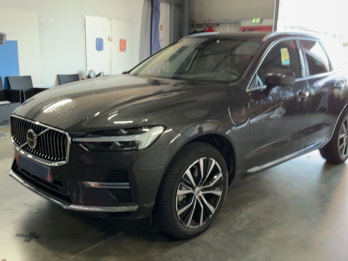 Volvo XC60 2.0 T6 Recharge Plug-in Hybrid Ultimate Bright AWD