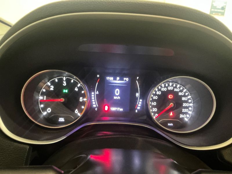 Jeep Compass 2.0 M-Jet Night Eagle 4x4 — zdjęcie 13