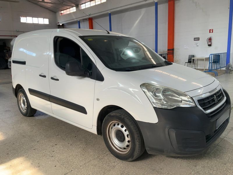 Peugeot Partner 1.6 HDi L1 Komfort — zdjęcie 8