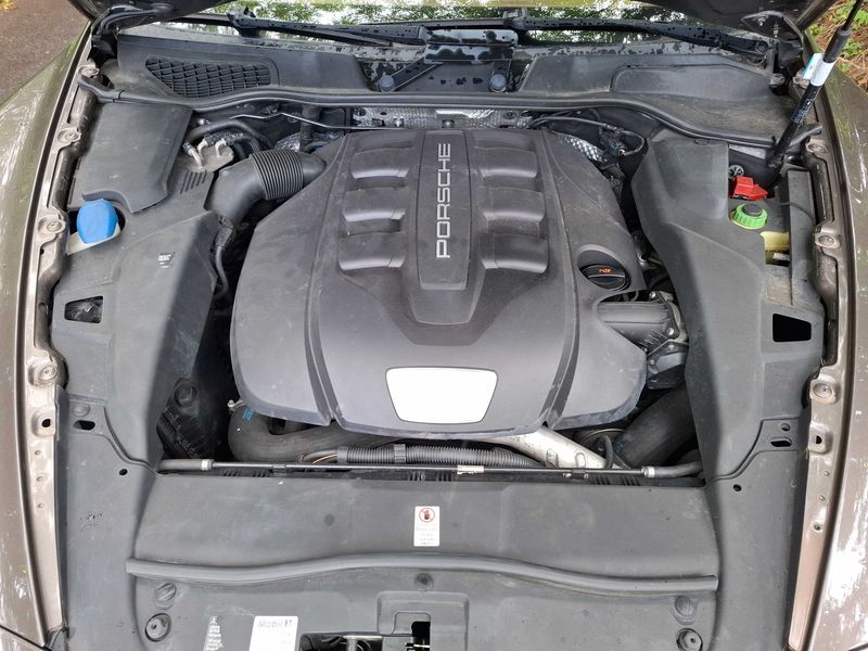 Porsche Cayenne Diesel — zdjęcie 8