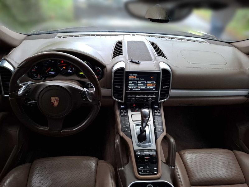 Porsche Cayenne Diesel — zdjęcie 11