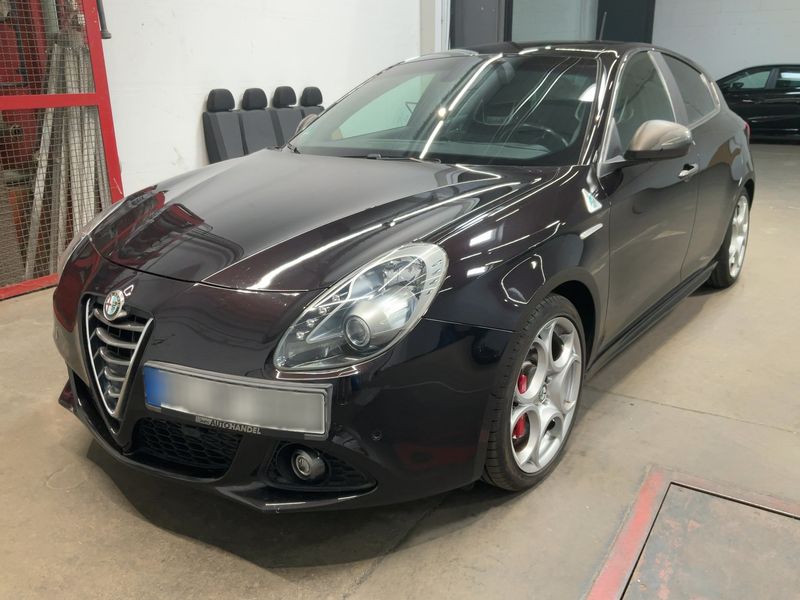 Alfa Romeo Giulietta 1.8 Turbo Quadrifoglio Verde 2015 – снимка 1