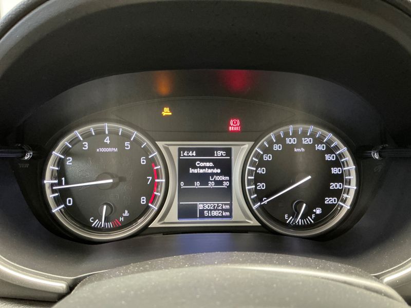 Suzuki Vitara 1.6 Comfort 4x2 — zdjęcie 13