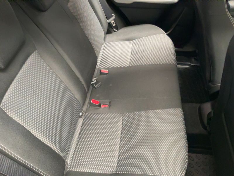 Suzuki Vitara 1.6 Comfort 4x2 — zdjęcie 14