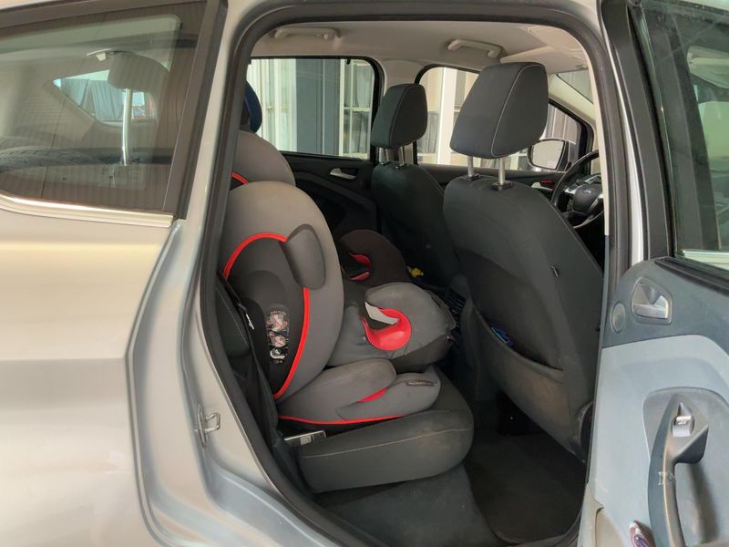 Ford C-Max 1.6 TDCi Titanium 2015 – снимка 20
