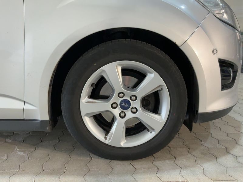 Ford C-Max 1.6 TDCi Titanium 2015 – снимка 11