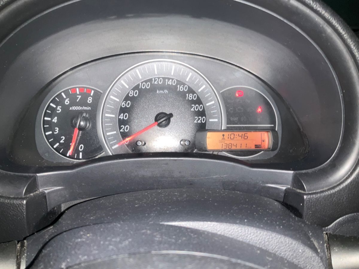 Nissan Micra 2017 — photo 19