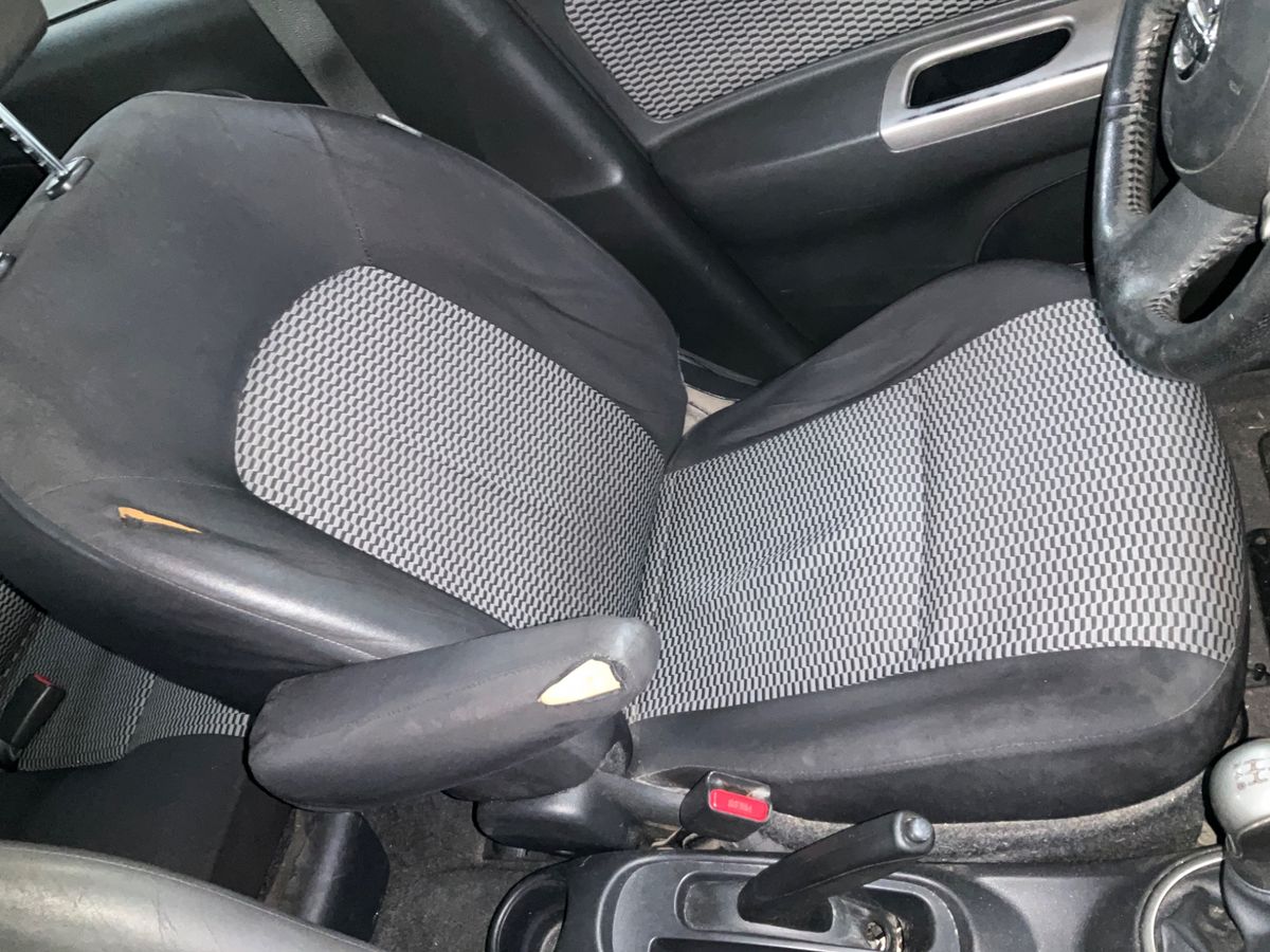 Nissan Micra 2017 — photo 31