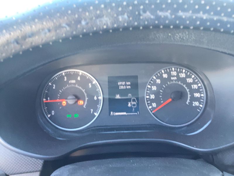 Dacia Sandero 1.0 TCe LPG Stepway Comfort — zdjęcie 13