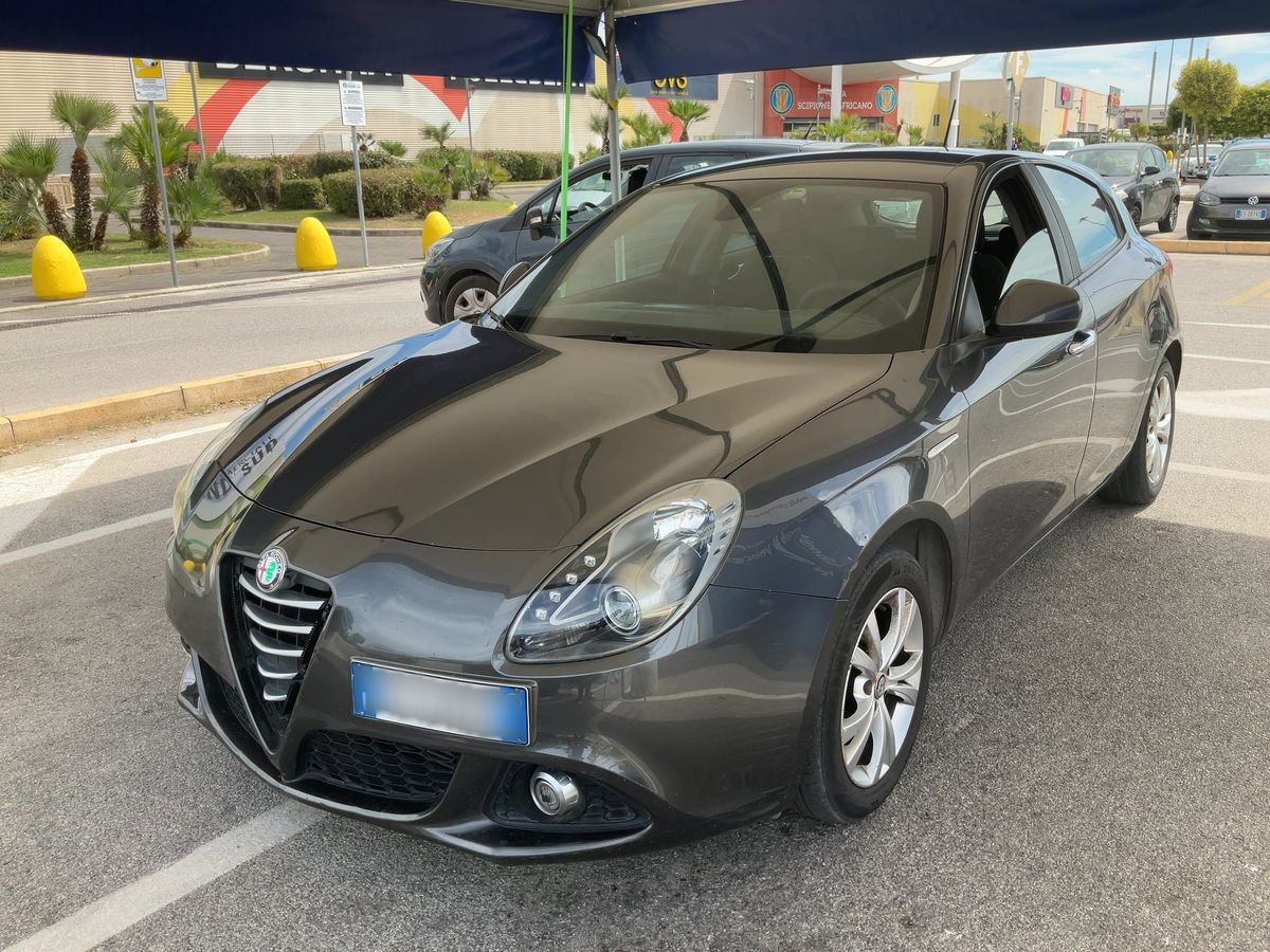 Alfa Romeo 2015