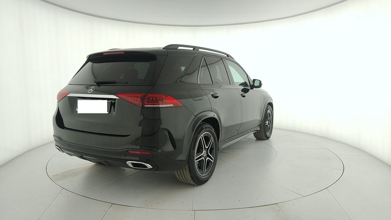 Mercedes-Benz GLE-Klasse GLE 400 d 4Matic AMG Line — zdjęcie 5