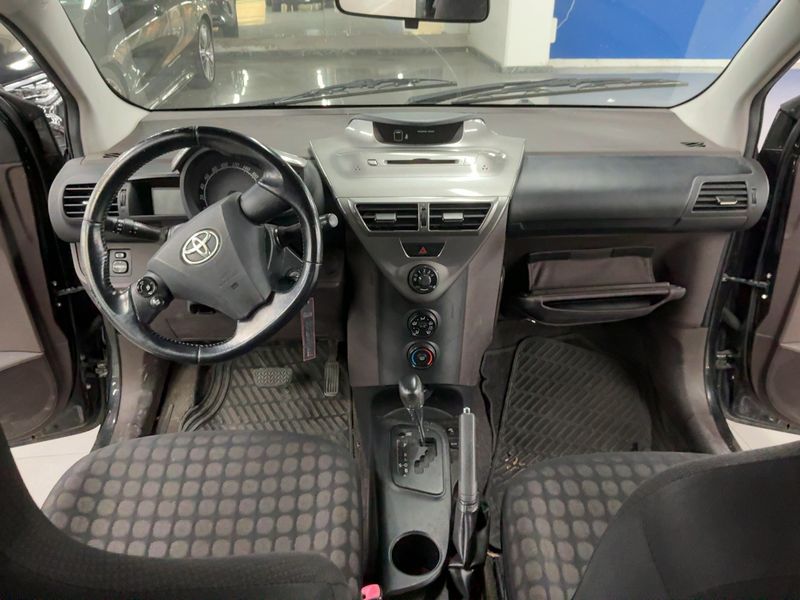 Toyota iQ 1.0 VVT-i — zdjęcie 12