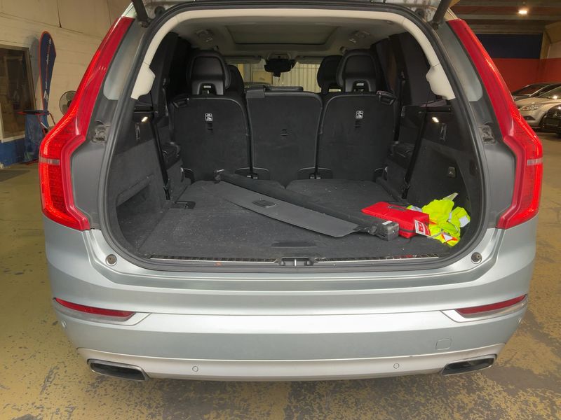 Volvo XC90 2.0 D5 Inscription AWD — zdjęcie 10
