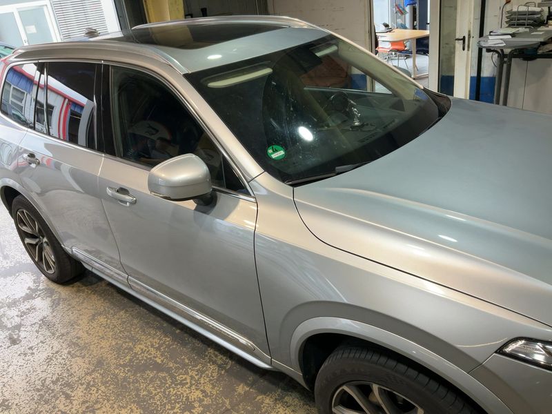 Volvo XC90 2.0 D5 Inscription AWD — zdjęcie 8