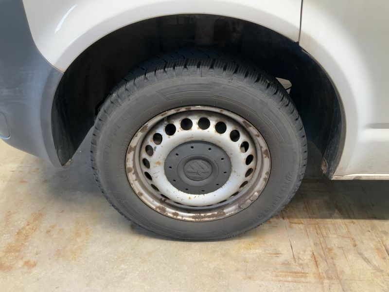 Volkswagen T5 Kombi 2.0 TDI 2012 – снимка 3