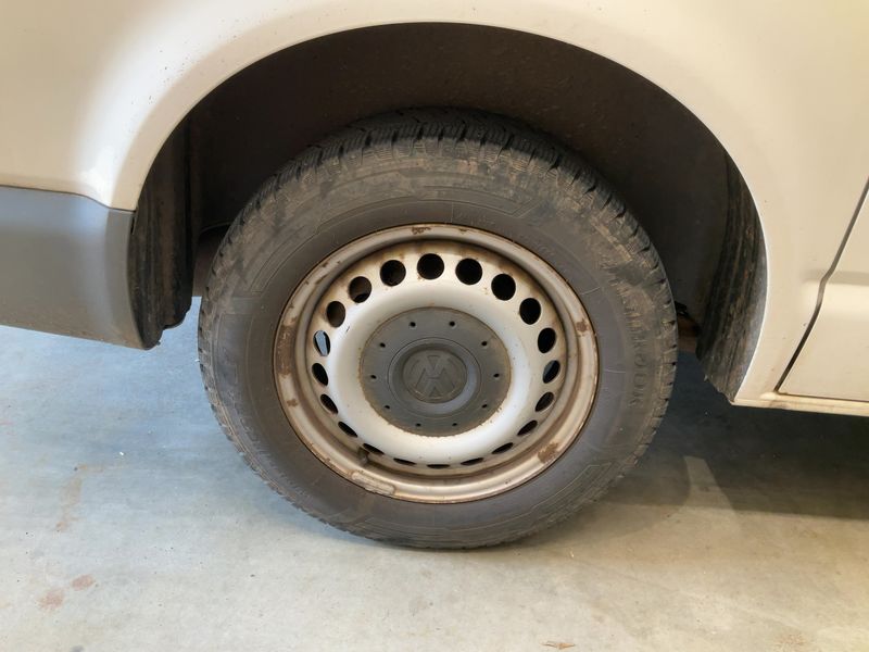Volkswagen T5 Kombi 2.0 TDI 2012 – снимка 9
