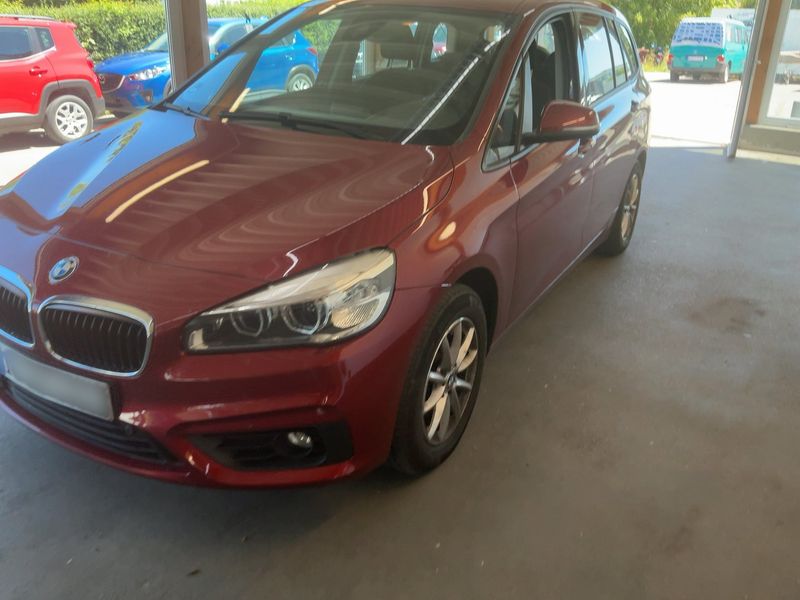BMW 2er 216d Gran Tourer Advantage