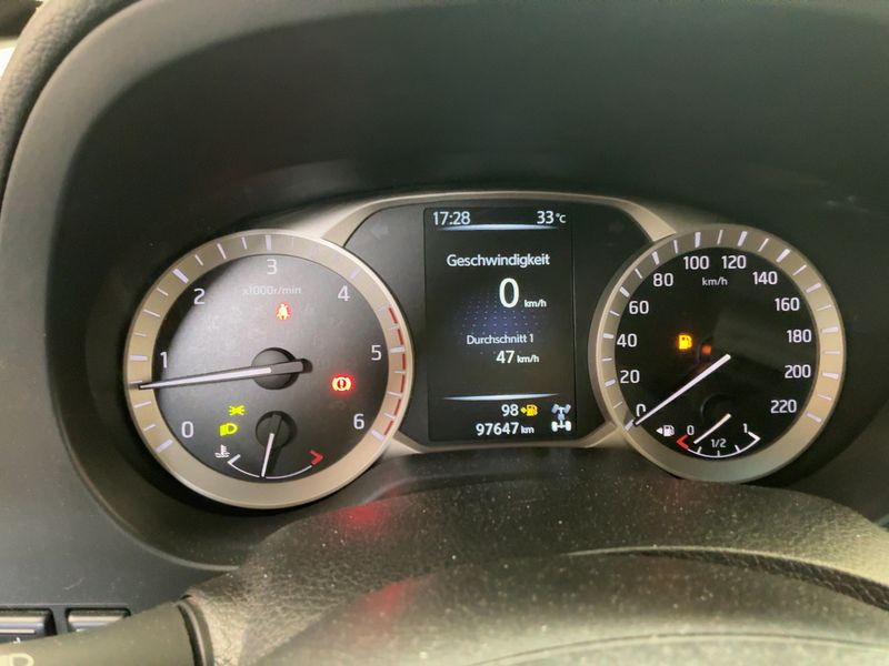 Nissan NP300 Pick-up 2.3 dCi N-Connecta King Cab 4x4 — zdjęcie 13
