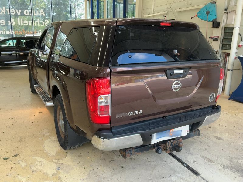 Nissan NP300 Pick-up 2.3 dCi N-Connecta King Cab 4x4 — zdjęcie 3