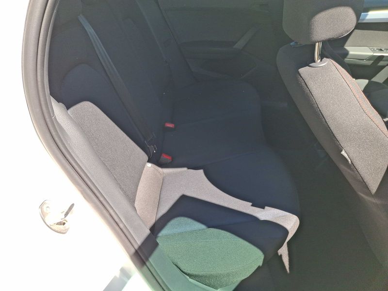 Seat Ibiza 1.0 TSI FR — zdjęcie 14