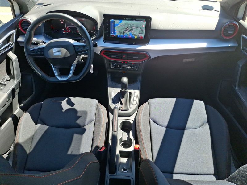 Seat Ibiza 1.0 TSI FR — zdjęcie 11