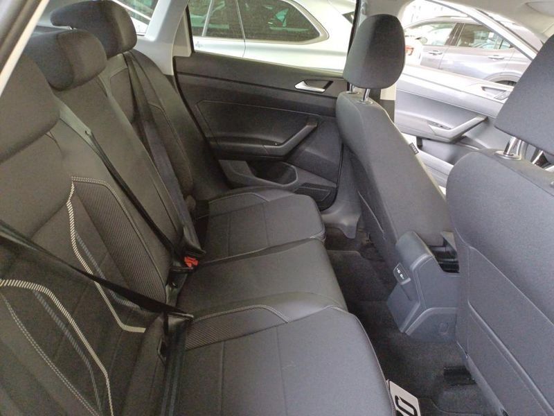 Volkswagen Taigo 1.0 TSI Style — zdjęcie 12