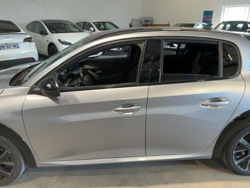 Peugeot 208 1.2 PureTech GT Pack — zdjęcie 4