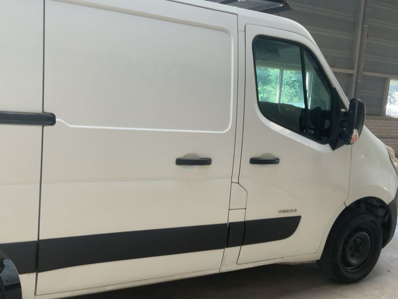 Renault Master 2.3 dCi L1H1 Ka 2,8t Ecoline 2016 – снимка 10