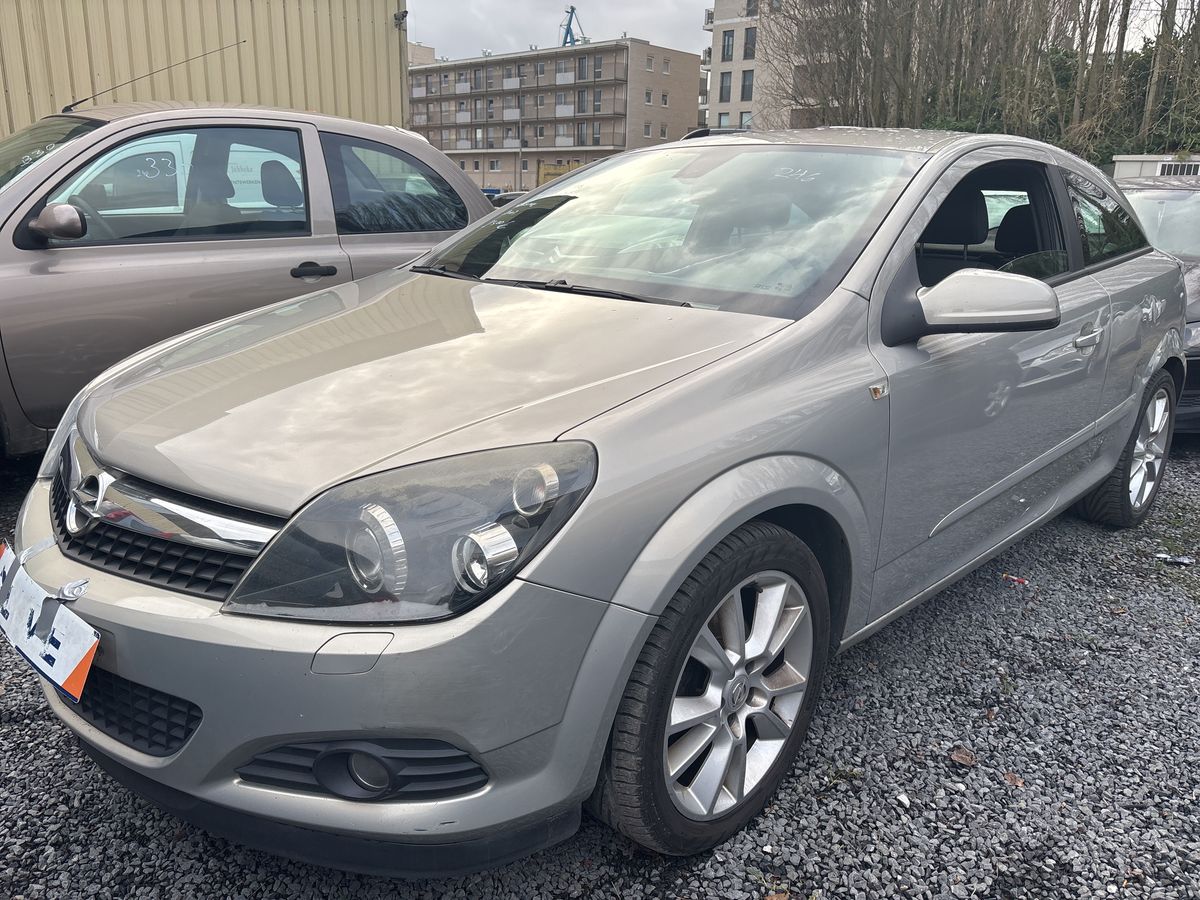 Opel Astra GTC 1.8 Sport