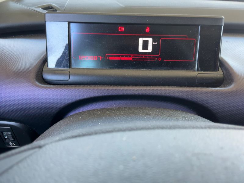 Citroen C4 Cactus 1.2 e-THP Feel — zdjęcie 13