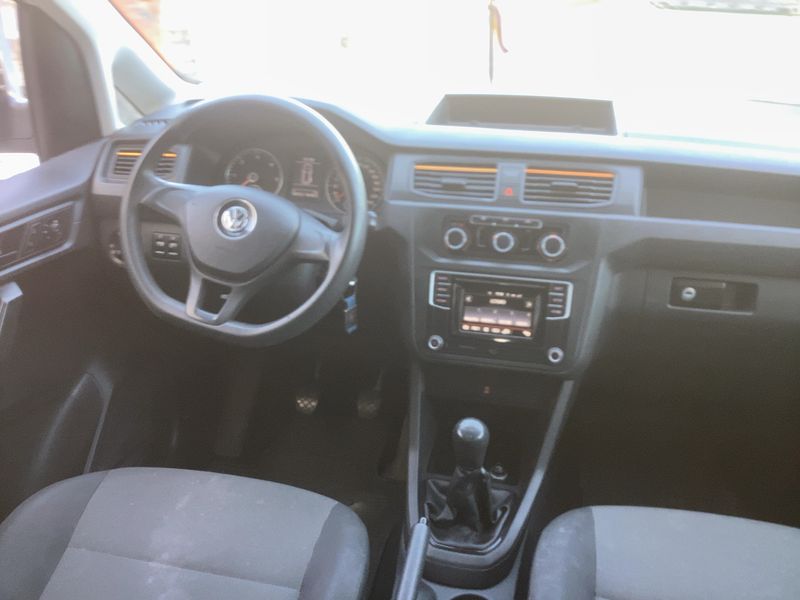 Volkswagen Caddy 2.0 TDI Kombi BlueMotion Tech — zdjęcie 12