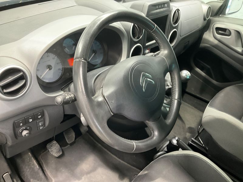 Citroen Berlingo 1.6 Blue-HDi Selection 2016 – снимка 29