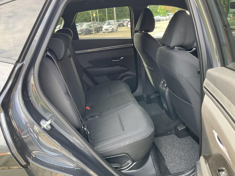 Hyundai Tucson 1.6 T-GDI Mild-Hybrid Blackline 4WD — zdjęcie 14