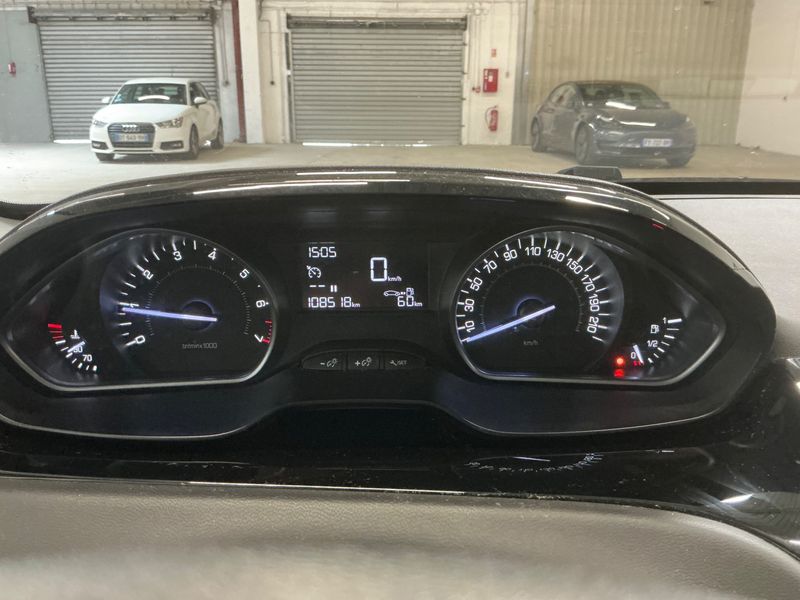 Peugeot 208 1.2 PureTech Like 2017 – снимка 4