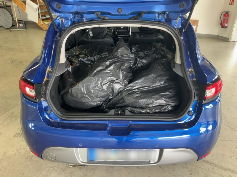 Renault Clio 1.5 dCi Energy Intens — zdjęcie 10