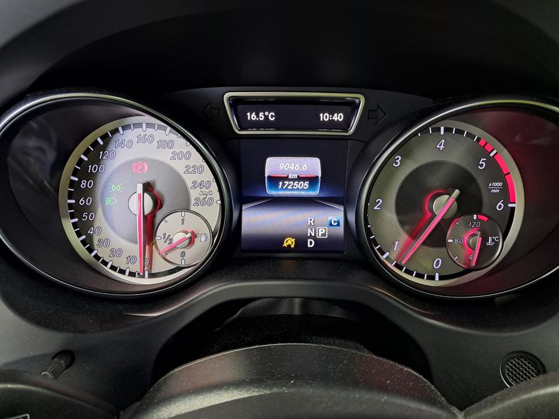 Mercedes-Benz GLA-Klasse GLA 220 d 4Matic Fascination — zdjęcie 13