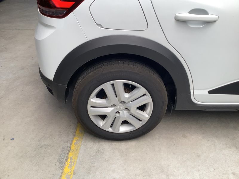 Dacia Sandero 1.0 TCe Stepway Expression 2023 – снимка 9