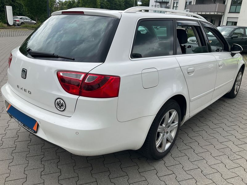 Seat Exeo 2.0 TDI Style — zdjęcie 2