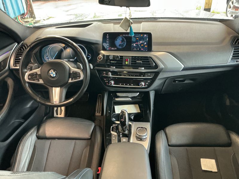 BMW X4 xDrive 30d M Sport — zdjęcie 12