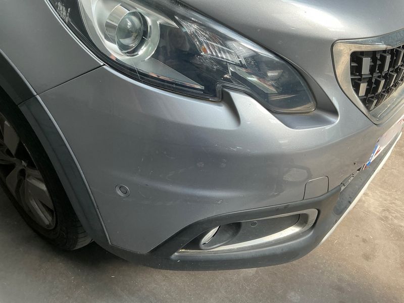Peugeot 2008 1.2 PureTech Allure 2017 – снимка 45