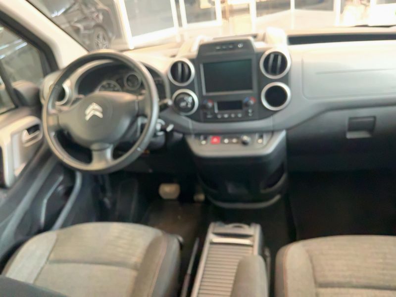 Citroen Berlingo 1.6 Blue-HDi Shine 2017 – снимка 17