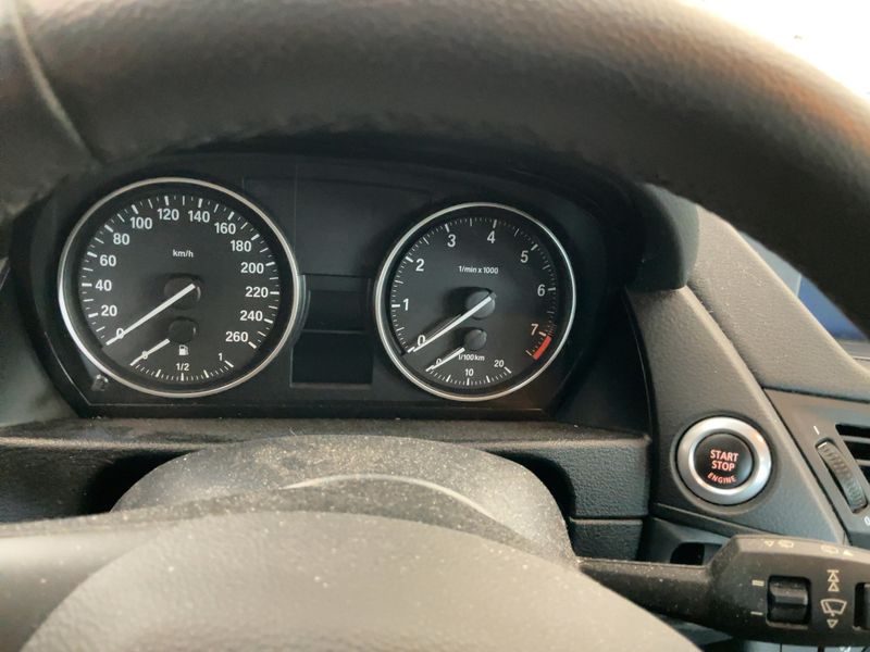 BMW X1 xDrive 28i — zdjęcie 13