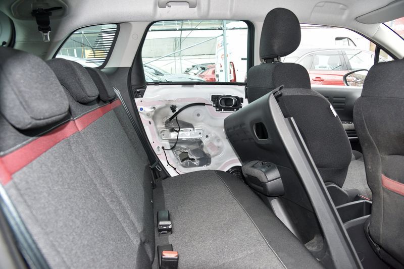 Citroen C3 Aircross 1.2 PureTech C-Series — zdjęcie 13