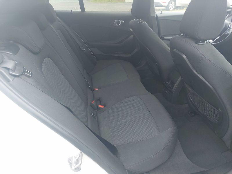 BMW 1er 118i Advantage — zdjęcie 14