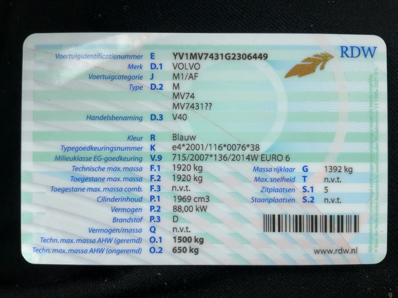 Volvo V40